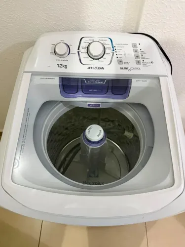 Máquina de lavar roupas