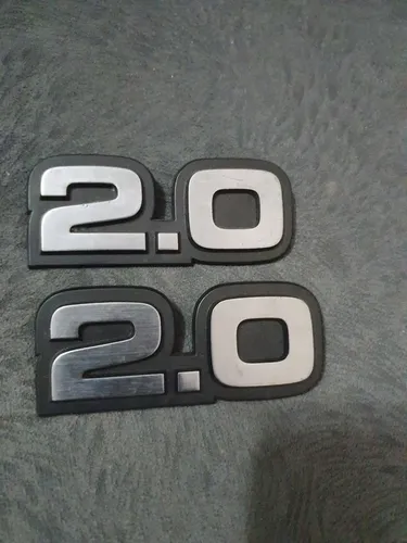 Monza Classic emblema 2.0 tampa traseira escovado novo original