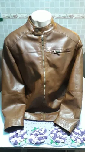 Jaqueta couro sintético Marrom tamanho GG.