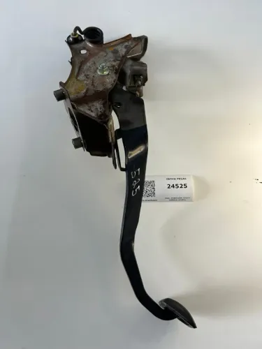 Pedal Embreagem TOYOTA COROLLA 1.8 2013