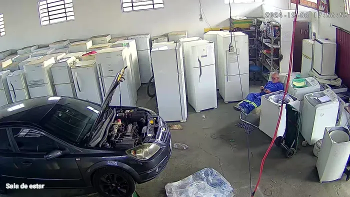 REFRIAUTO AR CONDICIONADO PRA AUTOS