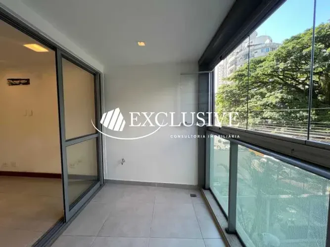Sala - / Comercial / São Conrado