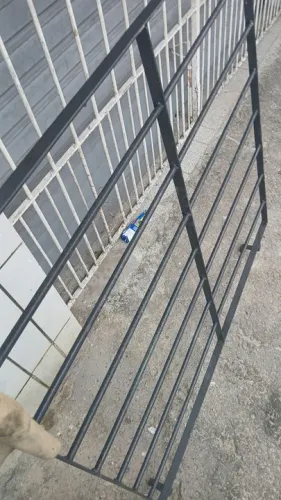 Grades de ferro so paga no ato da entrega aparti de 175RS