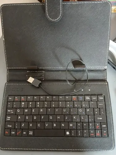 Teclado mini USB preto