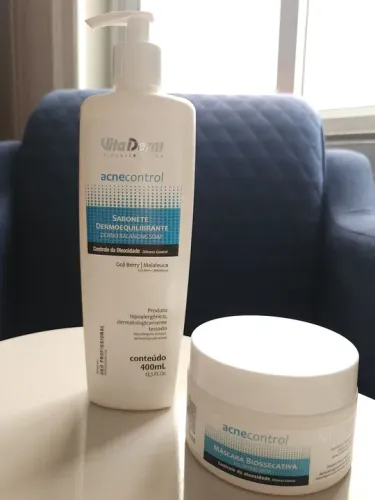 Linha profissional Acne Control - Vita Derm