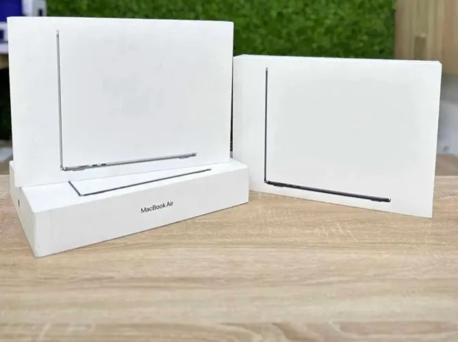 MacBook Air M3 24GB/ 512SSD