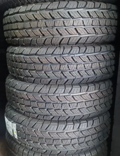 Pneus 235 75 15 Importado AT novos em até 10x de R$64,00 no cartão de crédito