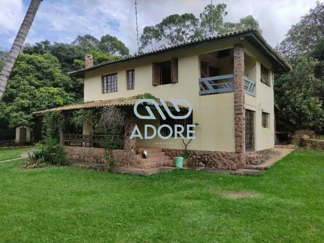 Ampla Chácara para VENDA no Bairro Sítio Santa Terezinha - Salto/SP