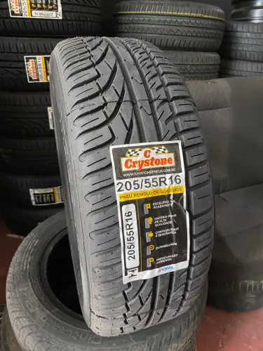 Pneu Crystone 205/55 16 remolde