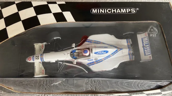 Minichamps - Formula 1 - Stewart SF1 -  Rubens Barrichello