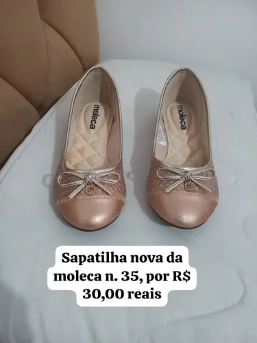 Sapatilha nova da Moleca
