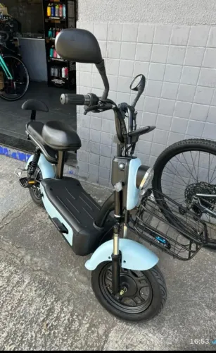 Vendo Scooter Elétrica 600 watts / Essa não precisa de CNH e Emplacamento e