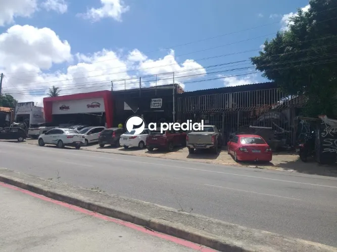 Venda de Terreno / Padrão na cidade de Fortaleza