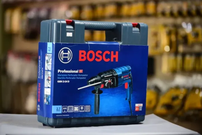 Martelo perfurador SDS plus 820W - GBH 2-24 D Professional - Bosch - 2 anos de Garantia