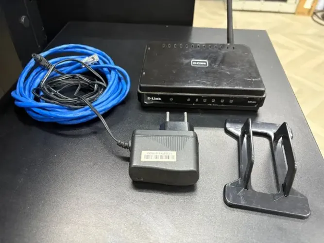 ROTEADOR WIRELESS N 150 MBPS D-LINK DIR-601