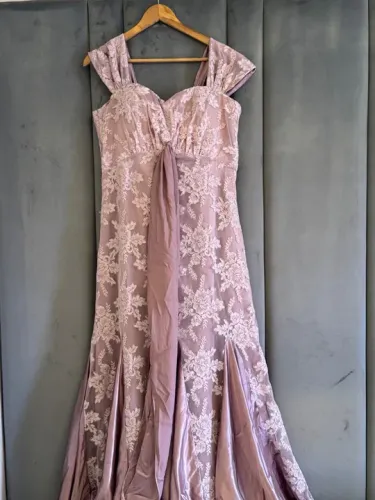 Vestido de festa renda todo forrado marca veste festa tamanho G