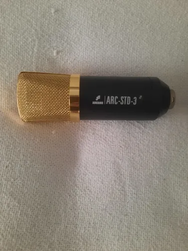 MICROFONE NOVO NA CAIXA ARC-STD-3 MAIS TRIPÉS + ANTI POP + SUPORTE PARA MICROFONE TUDO