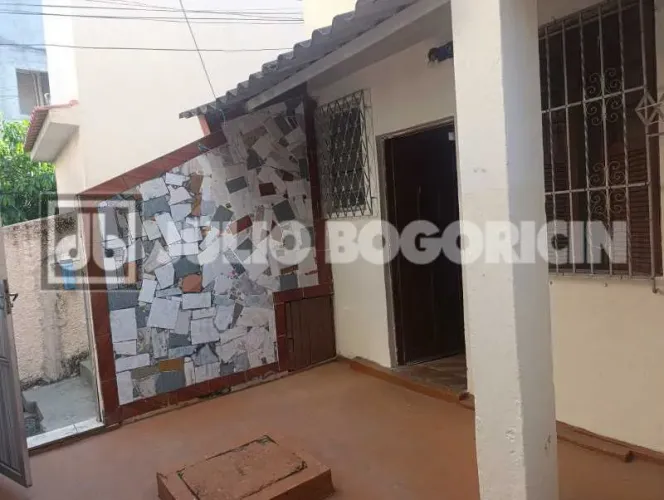 Apartamento : Padrão / Residencial / Piedade