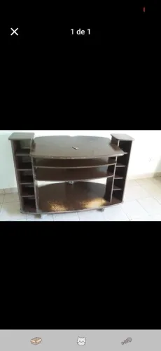 Rack de TV em Madeira