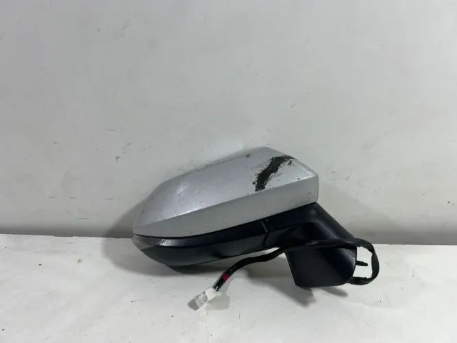 Retrovisor Toyota Corolla 2020 a 2024 lado direito original 