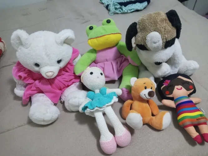 Coleção de Pelúcias Fofinhas e Divertidas