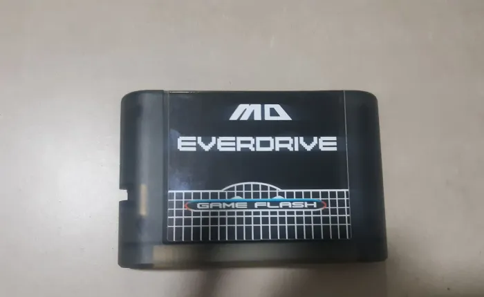 Cartucho Everdrive lotado de jogos MD - Sega Mega Drive
