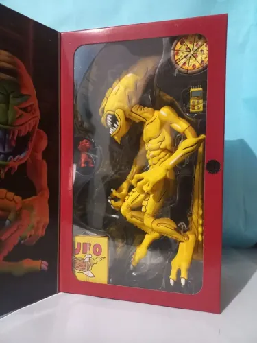 Pizza Monstro Alien Neca TMNT
