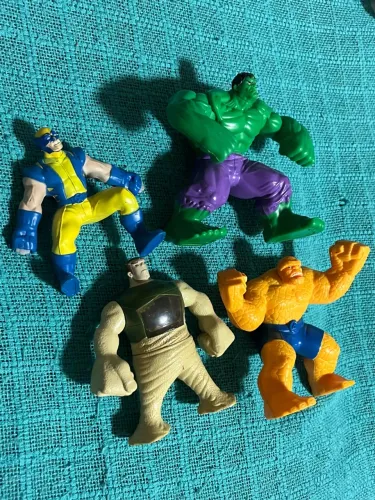 Bonecos Marvel McDonald?s 
