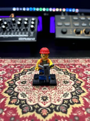 LEGO Movie Minifigures - Gail