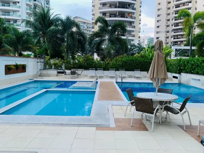 Imóvel para venda tem 156 metros quadrados com 3 quartos em Barra Olímpica - Rio de Janeir