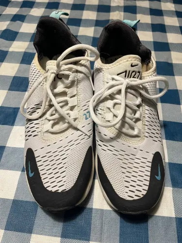 Tenis Nike Air Max 270