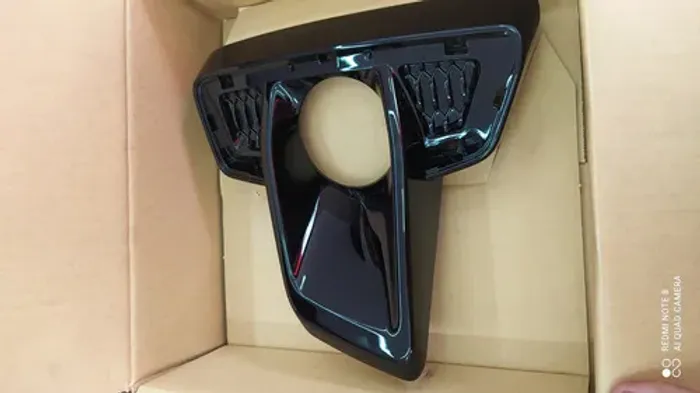 Grade Moldura Milha Esquerda Hilux Pickup Srx Srv 2019 2020