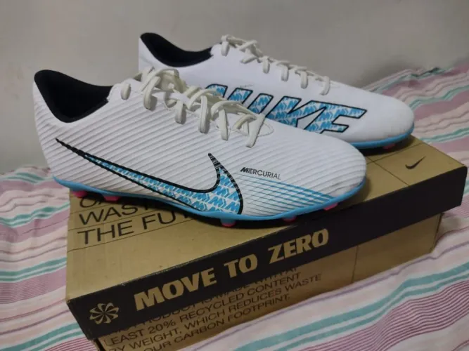 Chuteira Nike Mercurial n° 41