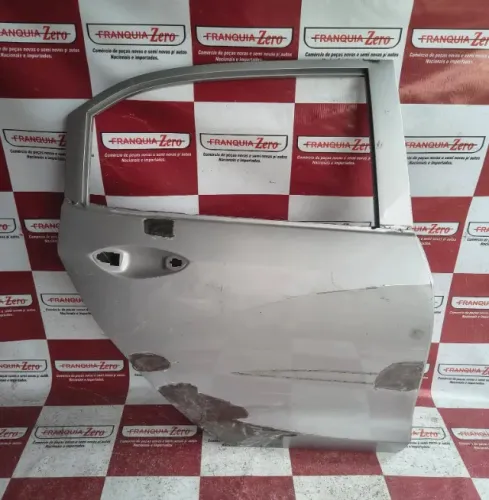 Porta traseira direita Onix Hatch 2020/