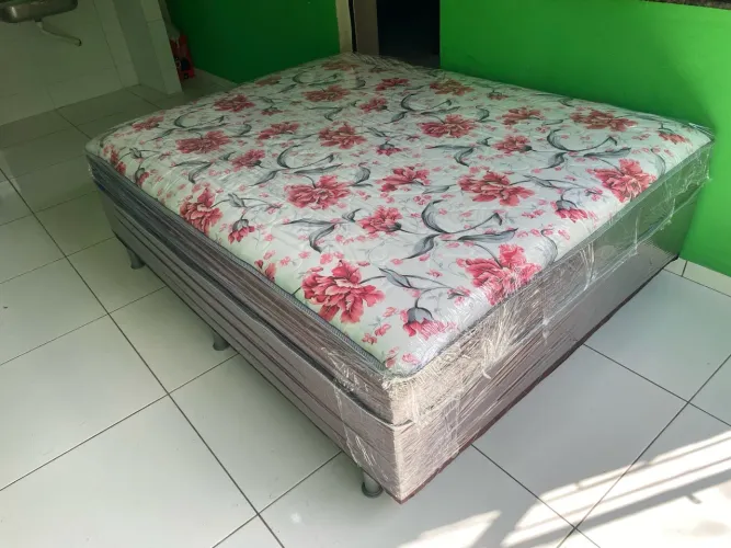 CAMA QUEEN, ENTRGA GRATIS ?