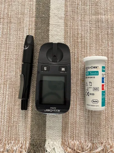 Medidor de Glicose Accu-Chek Active
