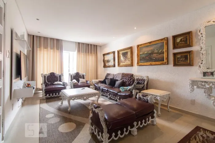 Casa à Venda - Vila Carrão, 3 Quartos, 299 m2