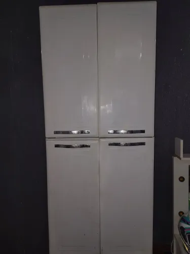 Vendo armário