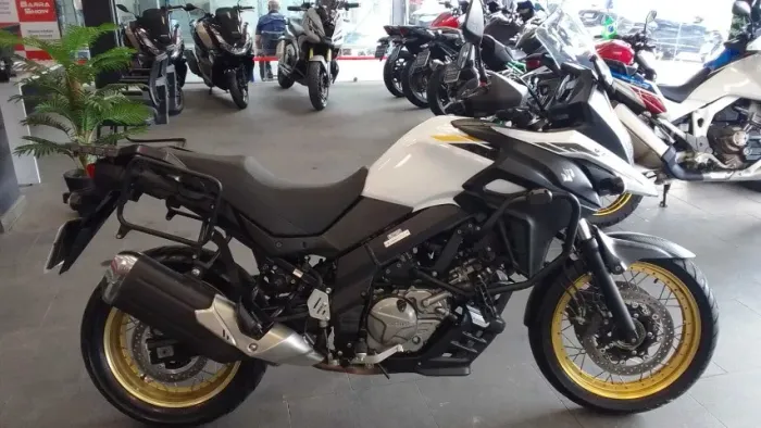V STROM 650 MUITO NOVA