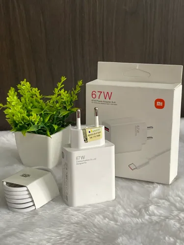Fonte Carregador Turbo 67W Tipo-C Xiaomi Com Cabo USB-C Carregamento Rápido