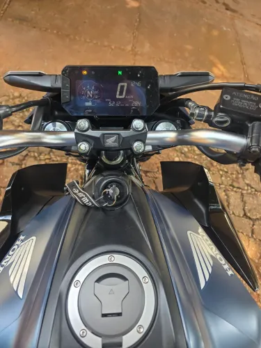 Cb twister 300 2025