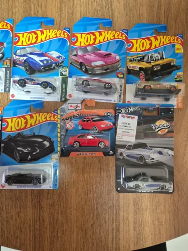 10 carrinhos clássicos da hot wheels
