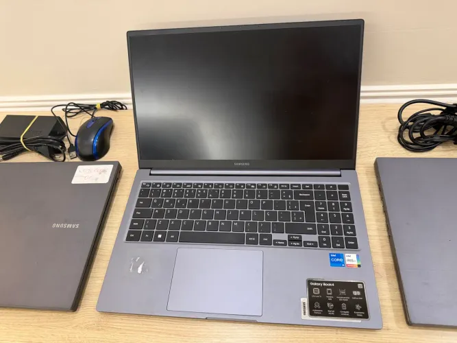 Notebook Samsung Galaxy Book4 Intel Core i5