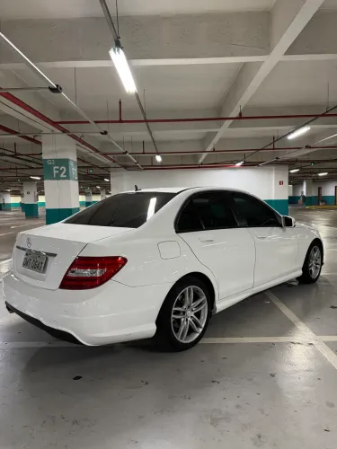 Mercedes-Benz C-180 CGI Sport 1.6 TB 16V 156cv Aut. 2014