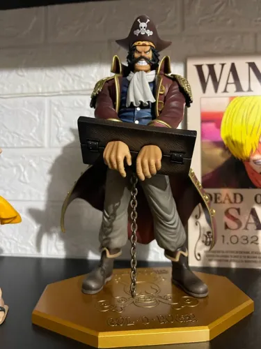 Gol.Roger Megahouse