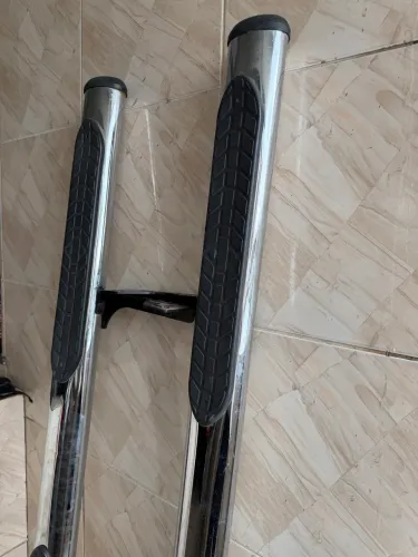 ESTRIBO PARA CAMINHONETE E SUV.