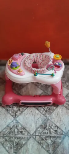 Andador cosco infantil rosa