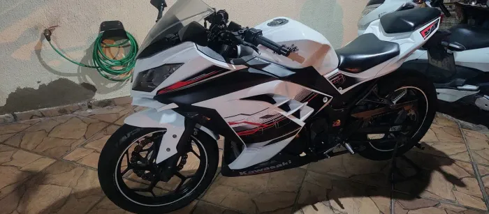 Kawasaki ninja 300 2013