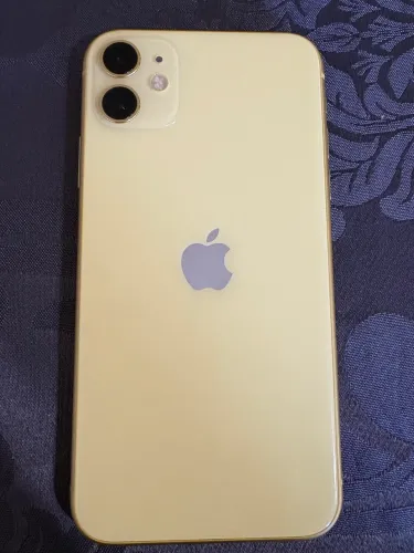 iPhone 11 164gb amarelo