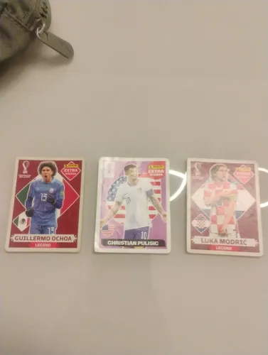 Figurinhas legends da copa do mundo de 2022 e 2026 Christian Pulisic roxa Modri? e Ochoa